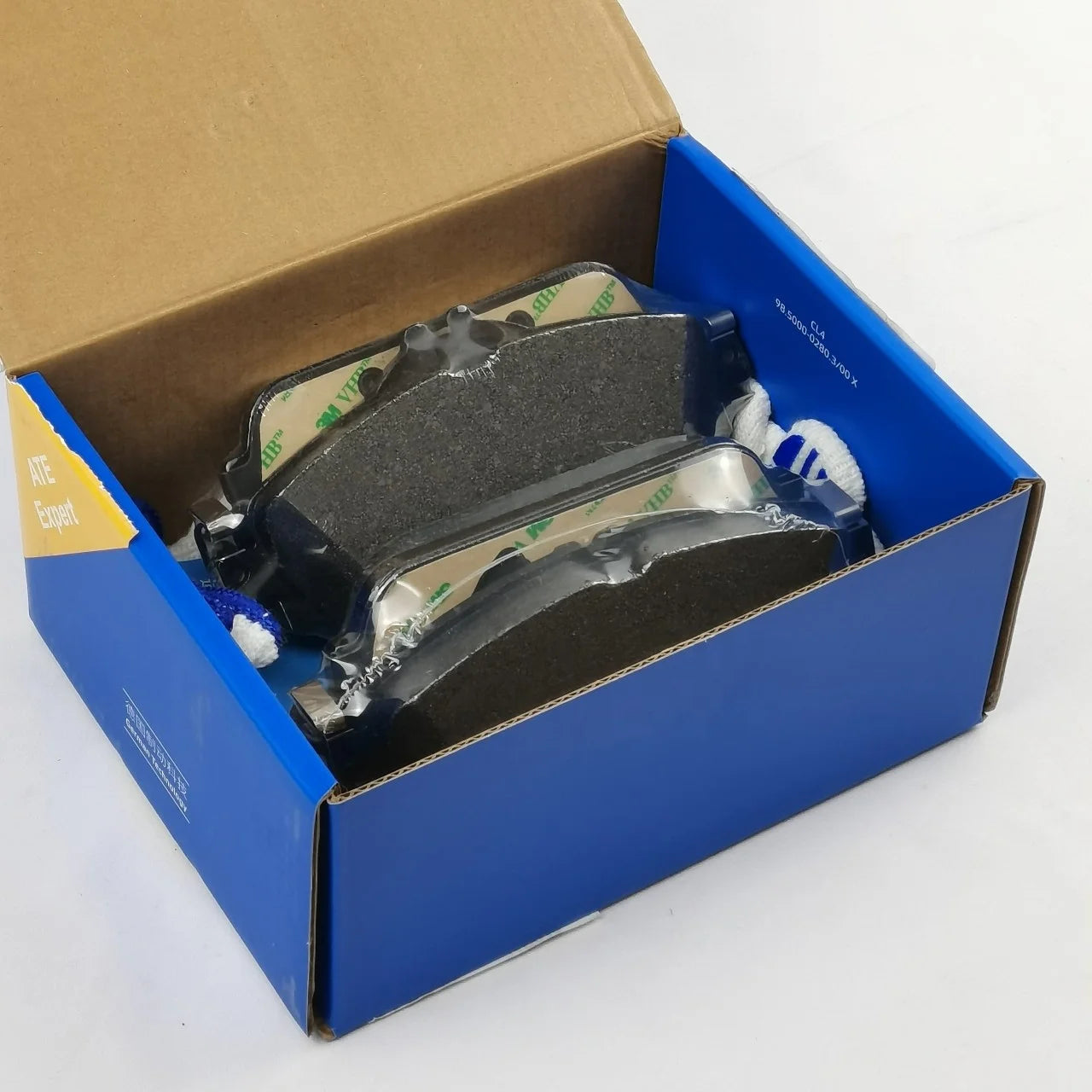 Brand New OE 0004204500 Front Brake Pad for Mercedes Benz W205 C180 C200 W156 GLA for ATE Brake Pads