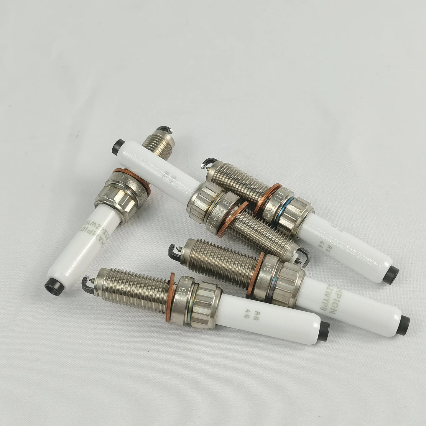 High Quality Spark Plugs 12120040551 Model for BMW B38 B48 N46 N55 N20 Iridium & Platinum Material Engine Ignition
