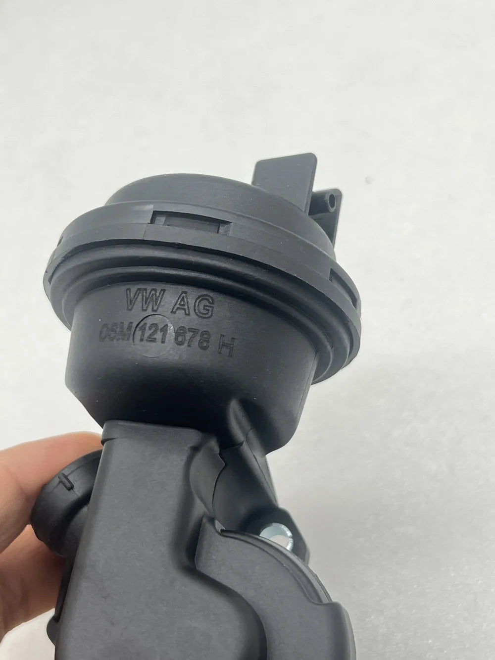 BRAND NEW Genuine OEM Engine Coolant Thermostat 06M121678H For VW Audi A4 Q7 3.0T 2016 06M-121-678-H