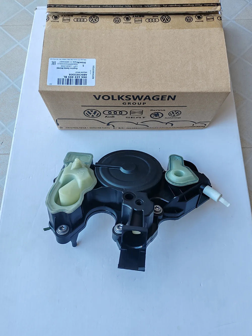 OEM Oil Separator PCV Valve 06K103495BL For Audi A3 A4 A5 A6 Q5 Q7 VW Porsche Macan PAC103495 06K103495J 06K103495T 06K103495R