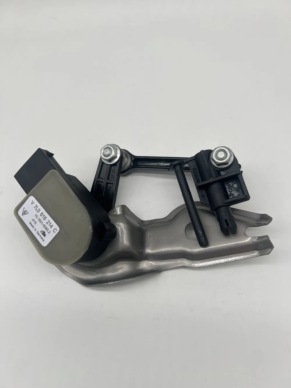 GENUINE 7L0616214C FRONT RIGHT SUSPENSION HEIGHT LEVEL SENSOR FOR Audi A8 Q7 Touareg Phaeton For PORSCHE CAYENNE 9PA 2002-10