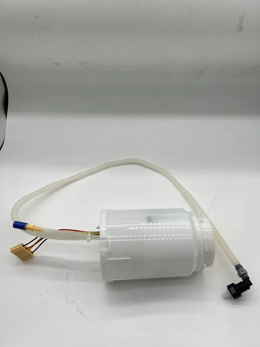 Brand NEW OEM Fuel Pump Assembly 7P0919087 for Porsche Cayenne 2011-2018 Volkswagen Touareg 2011-2017 V6 3.0L, V6 3.6L, V8 4.8L