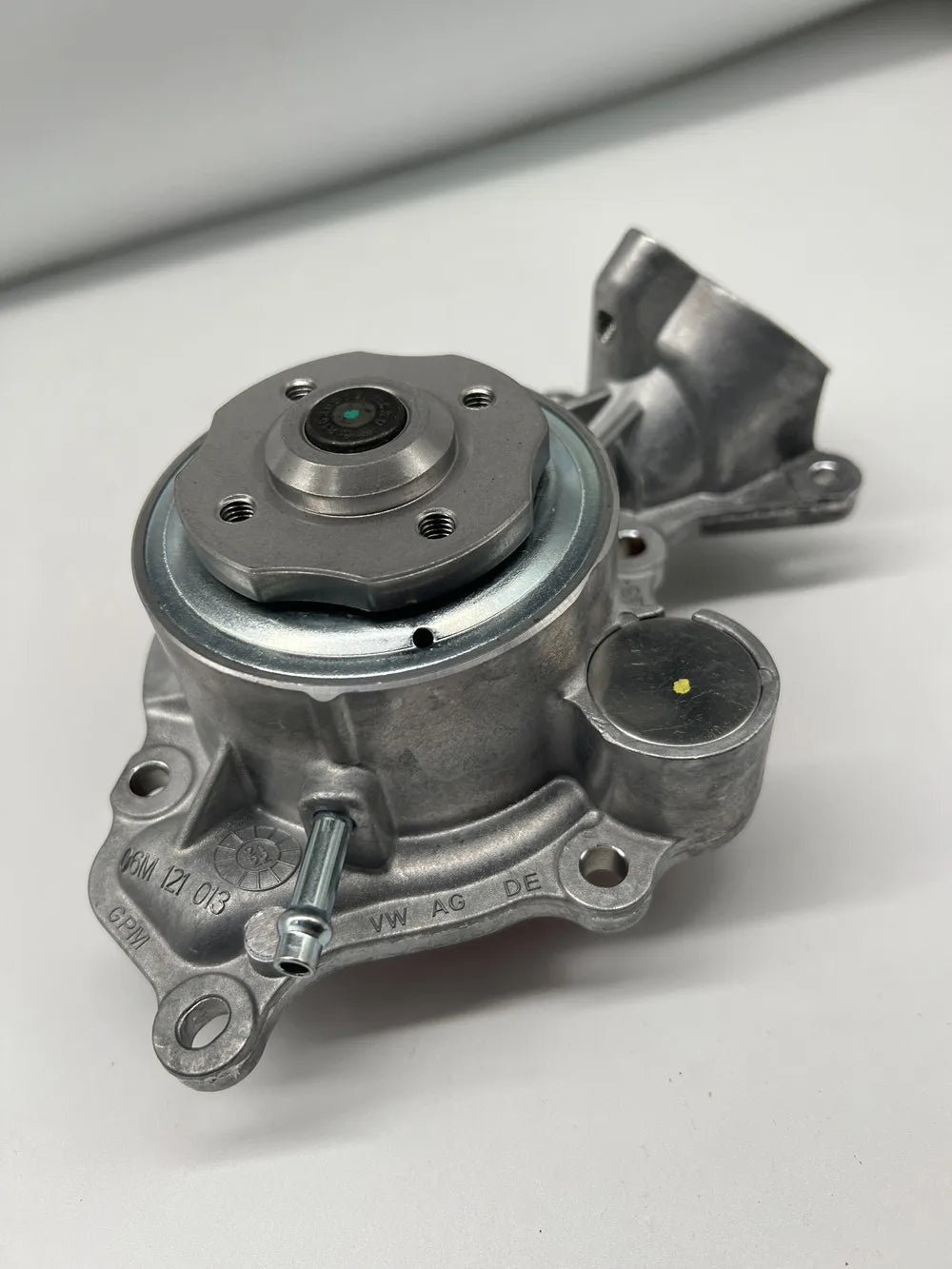 Brand NEW Genuine 06M121013D / 06M121013C OEM EA839 Engine Water Pump For Audi A4 A5 S5 A6 A7 A8 Q5 Q7 RS5,VW Touareg 3.0T 2.9T