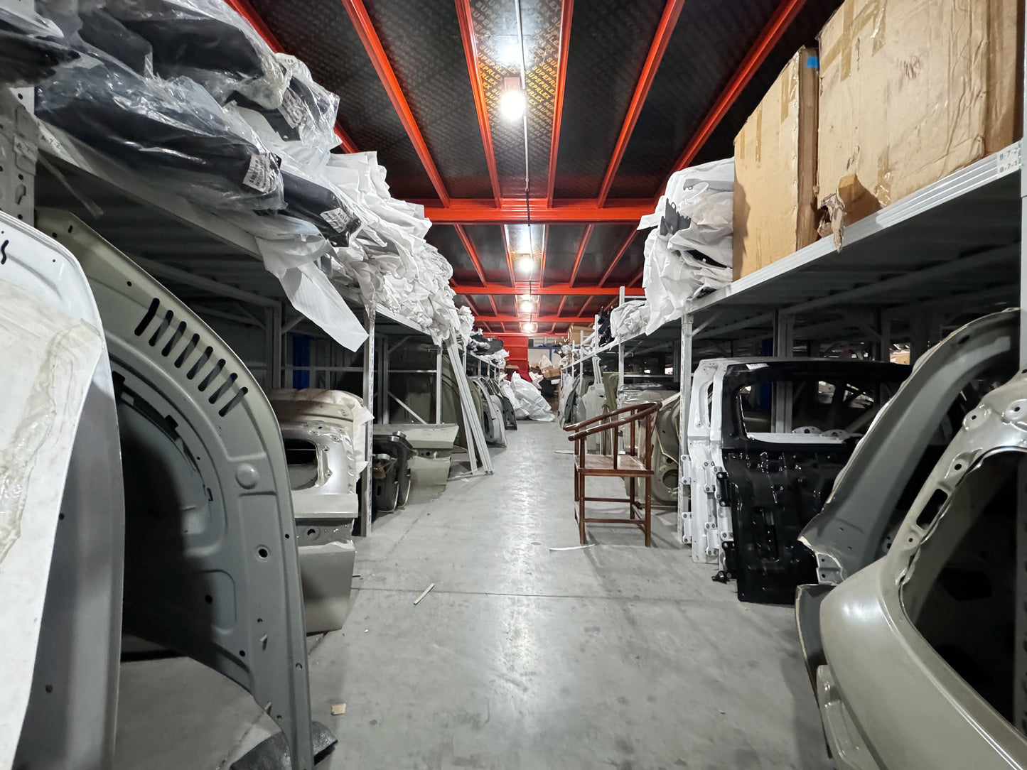 Good Price wholesale Spare Parts Automotive Electric Car auto parts for BYD body kit Accessories