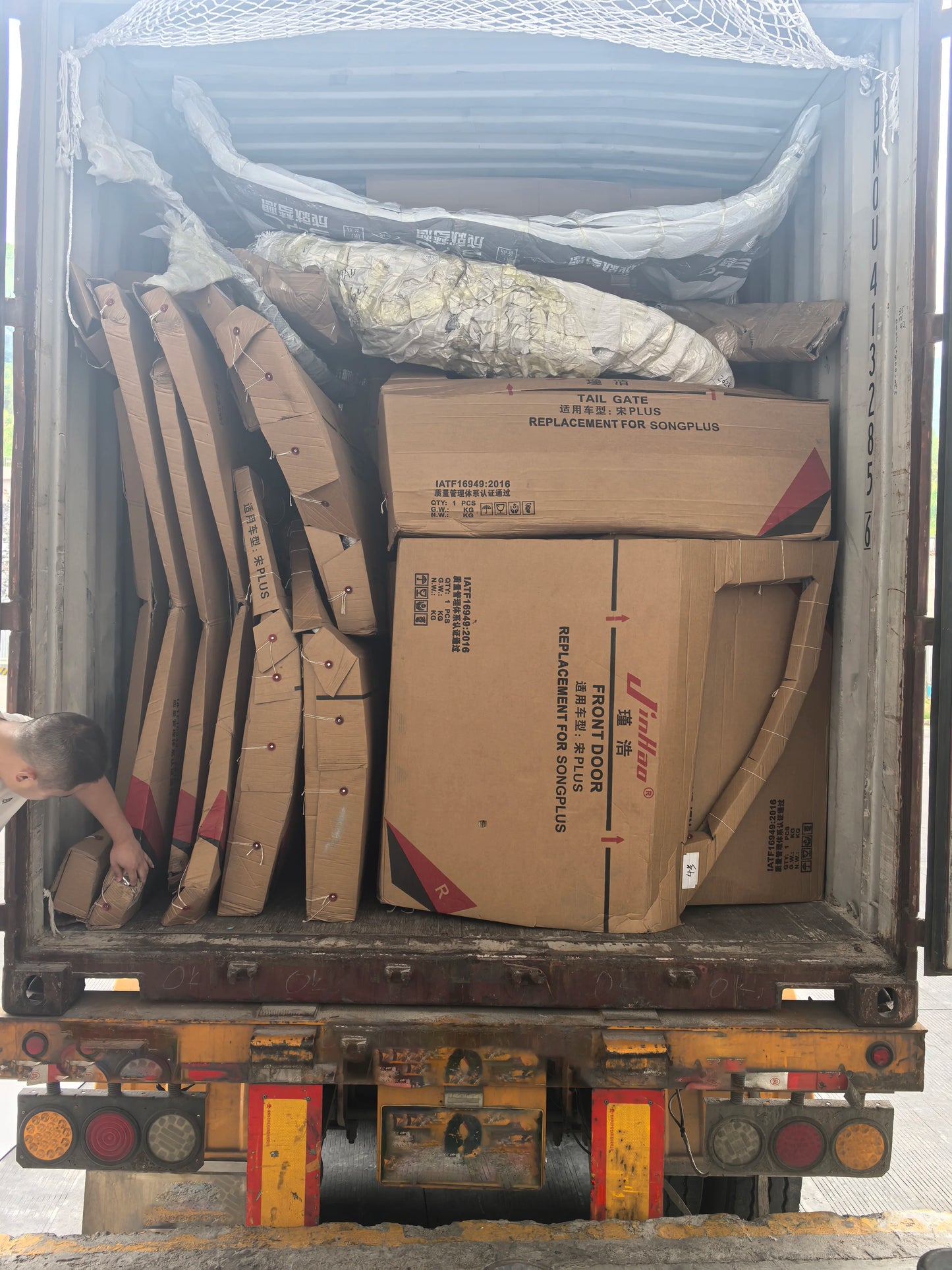 High Quality Good Price Accessories Car Auto for Byd F0 F3 G3 G3R E2 E3 E5 E6 S6 S7 Qin Tang Song Han EV DMI Electric All Range