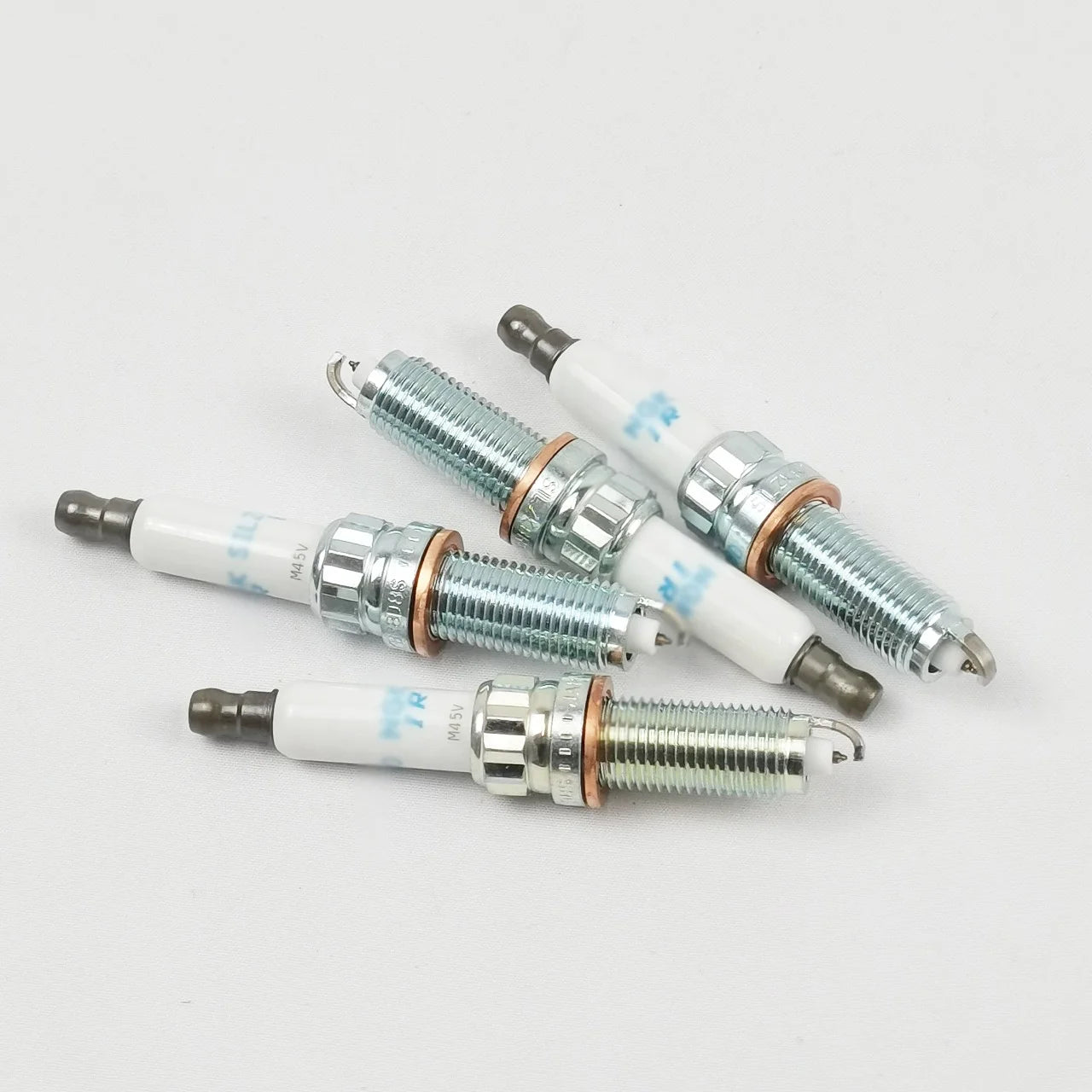 12122455258 Genuine New Spark Plugs 12120039664 Platinum Auto Parts for BMW X5 X3 328i 528i X1 X4 320i Harbor