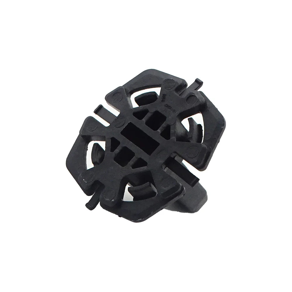 Wholesale OEM 17118619382 Car Accessories Auto Parts New Bracket  Coolant Radiator Fastening Element Clip for BMW G30