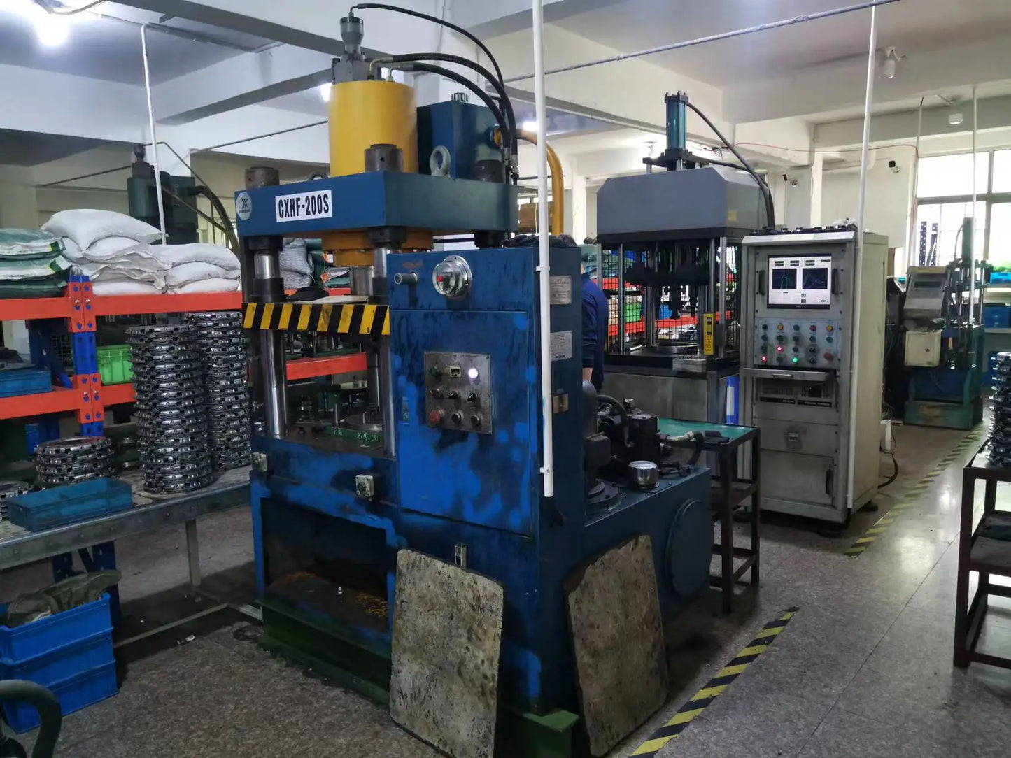 Original china car High Quality other auto parts clutch disc plate for BYD F3 LK-1601100-C1