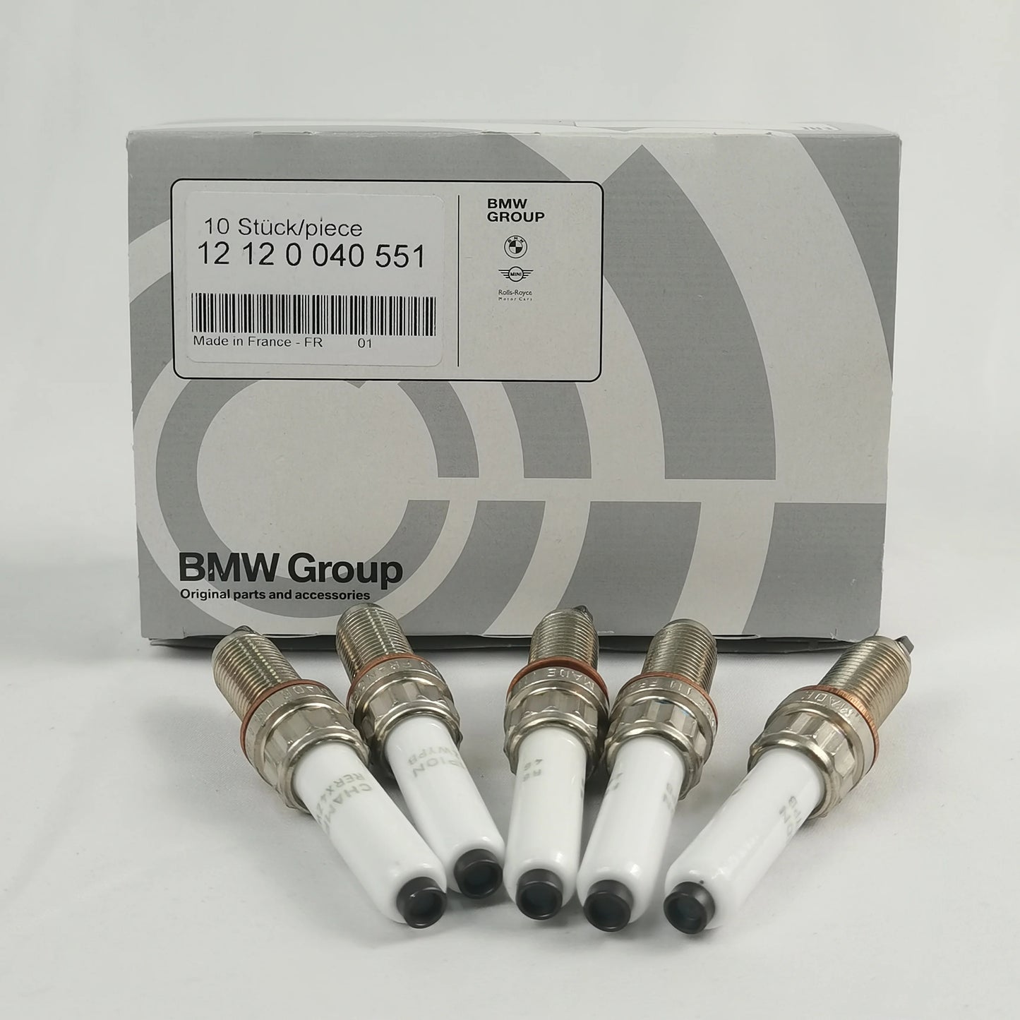 High Quality Spark Plugs 12120040551 Model for BMW B38 B48 N46 N55 N20 Iridium & Platinum Material Engine Ignition