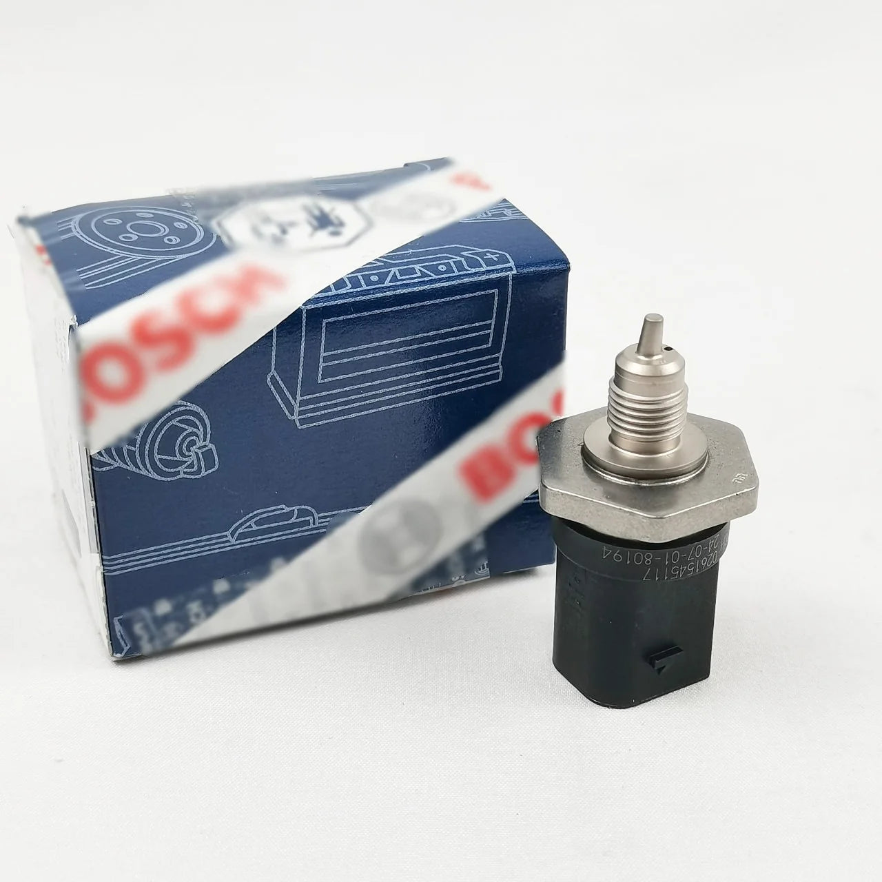 Good Price 2569050200 Auto Electrical System Fuel Pressure Sensor For Mercedes Benz X117 X218 W212 W253 For BOSCH M256