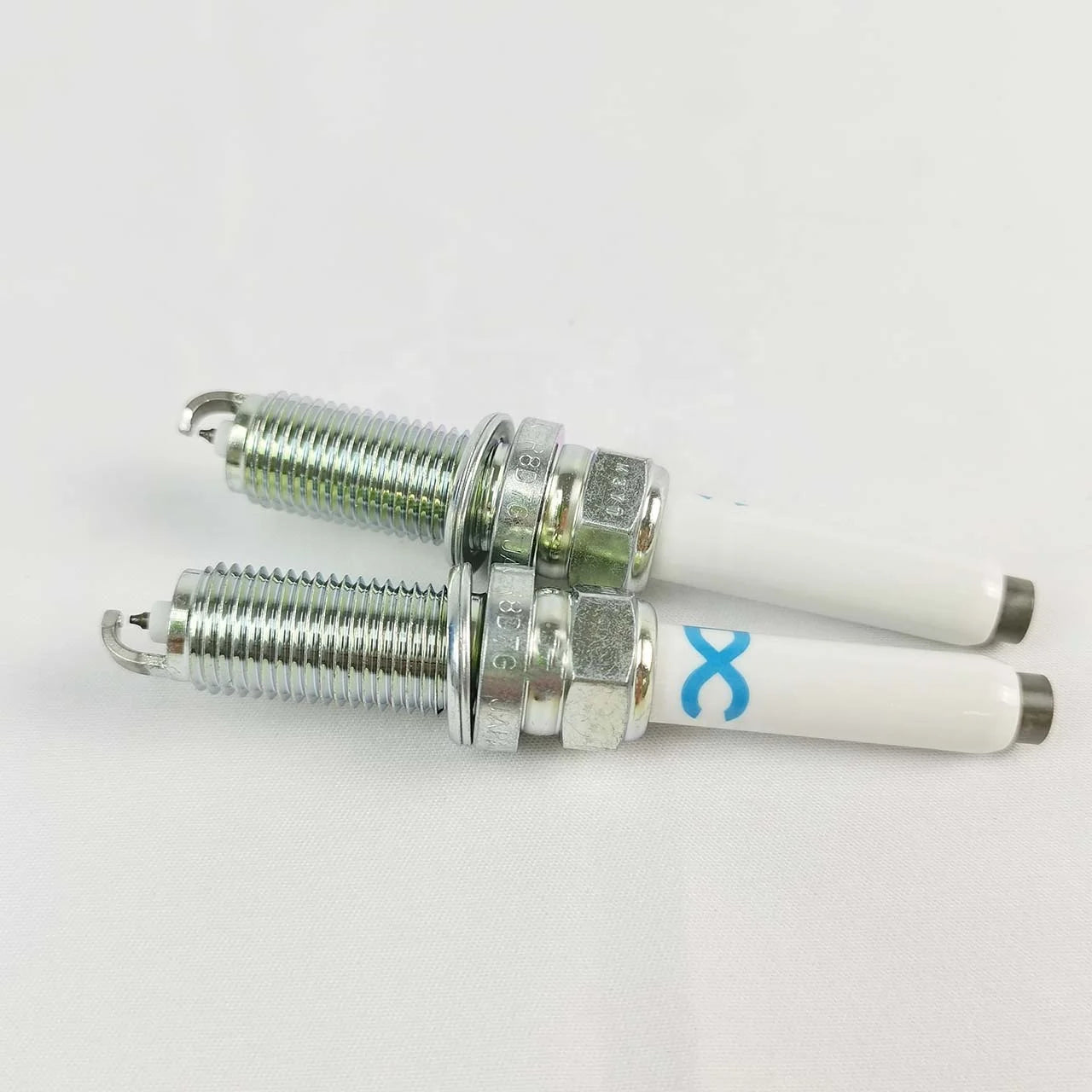 OE 0041597603 Spark Plug for Mercedes Benz W220 W221 C215 C216 R230 New Condition Engine Usage Brand Packed