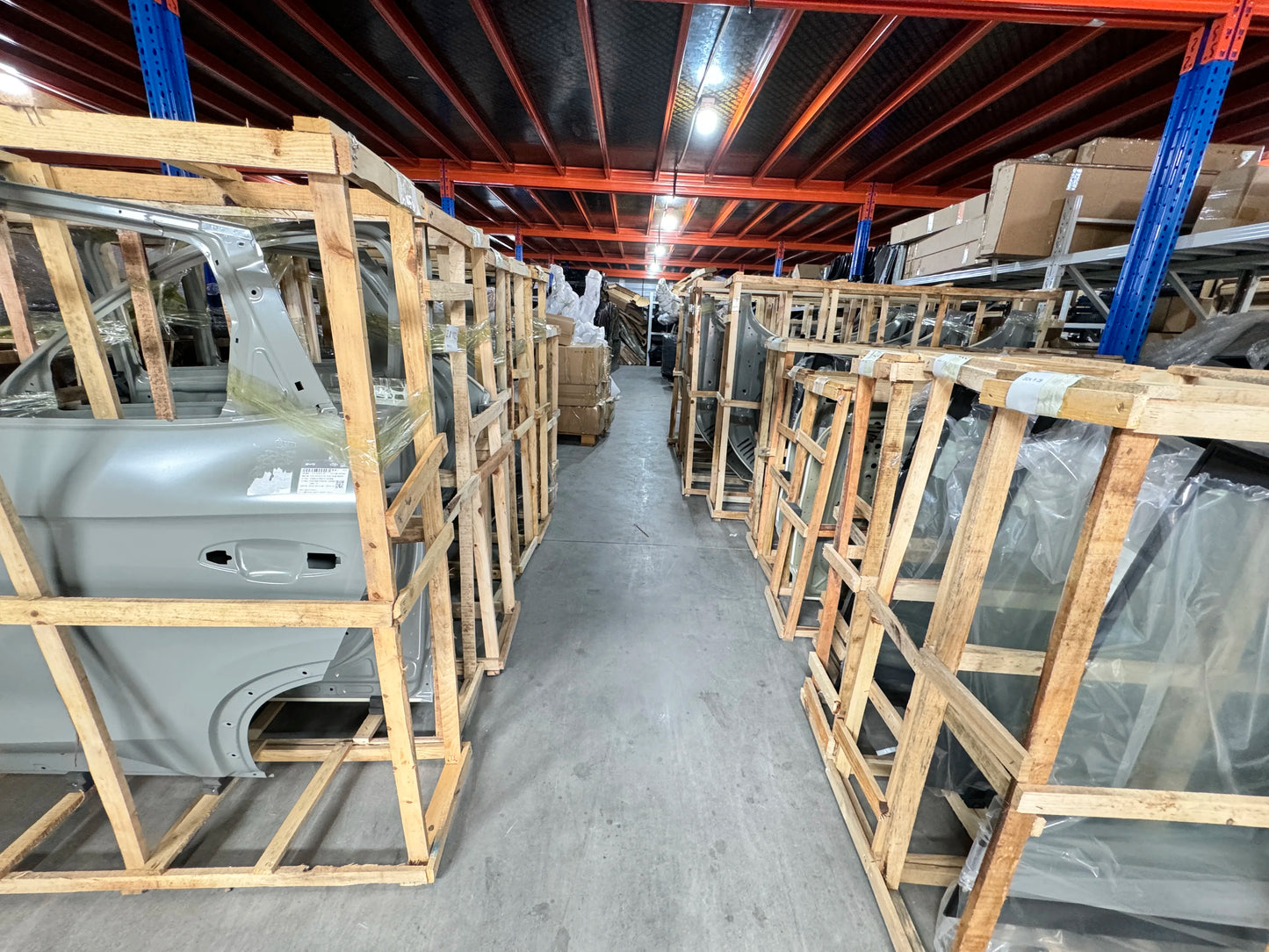 China Auto Parts Car Accessories HA2HE-1301010 Hybrid Spare Parts for Byd High Temperature Radiator