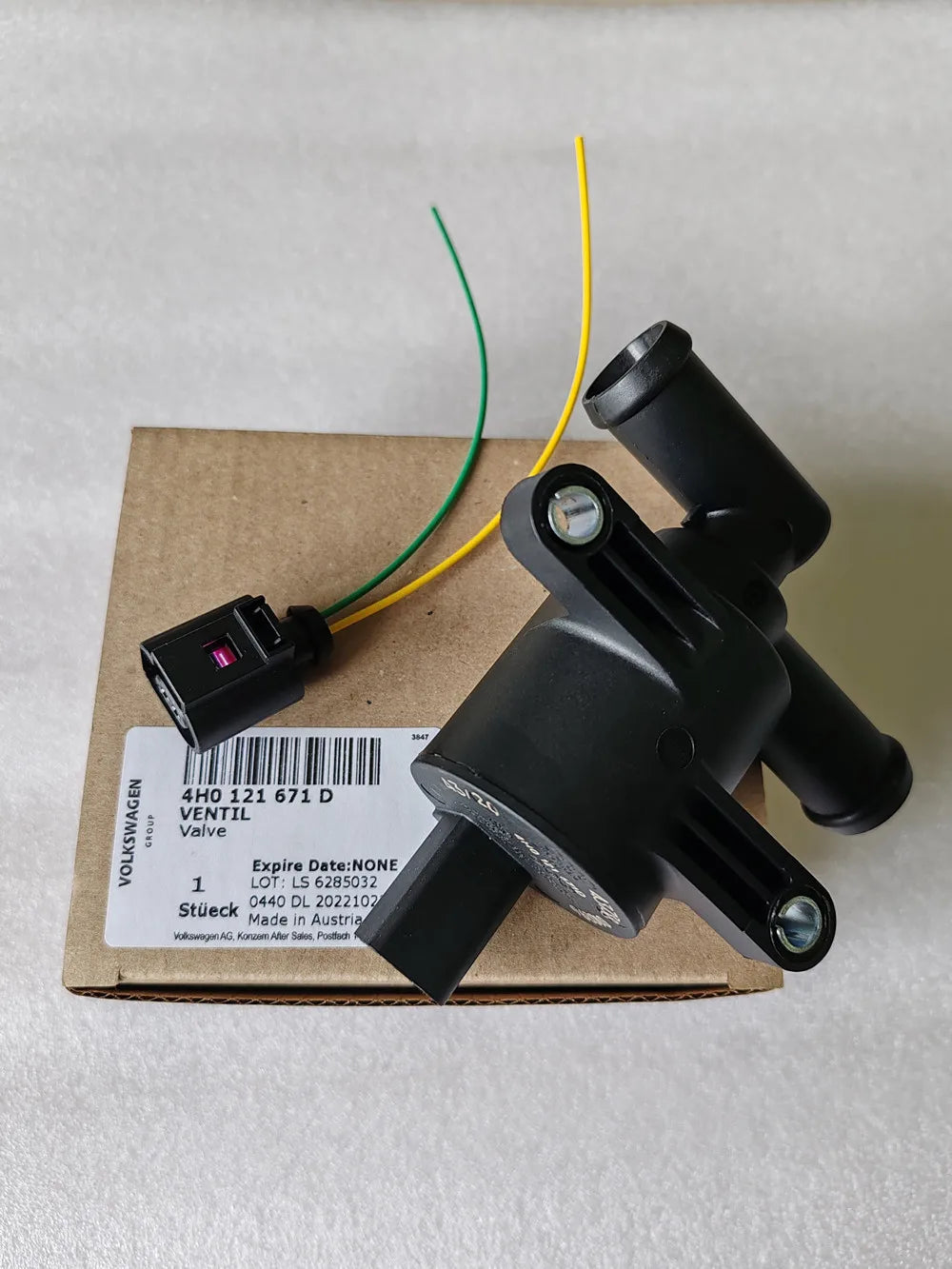 Genuine OEM Coolant Control Valve 4H0121671D,4H0121671B,4H0121671G for Audi Volkswagen Skoda Seat Heater Control Solenoid Valve