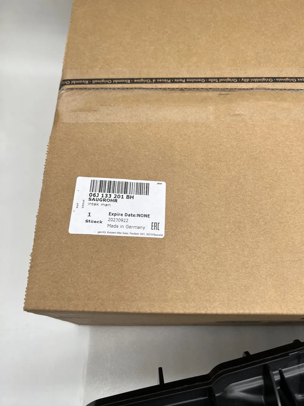 Genuine OEM Intake Manifold 06J133201AL, 06J133185BM, 06J133201BH, 06J133201BD, 06J133185BN, 06J133185DE 06J133201AS For Audi vw