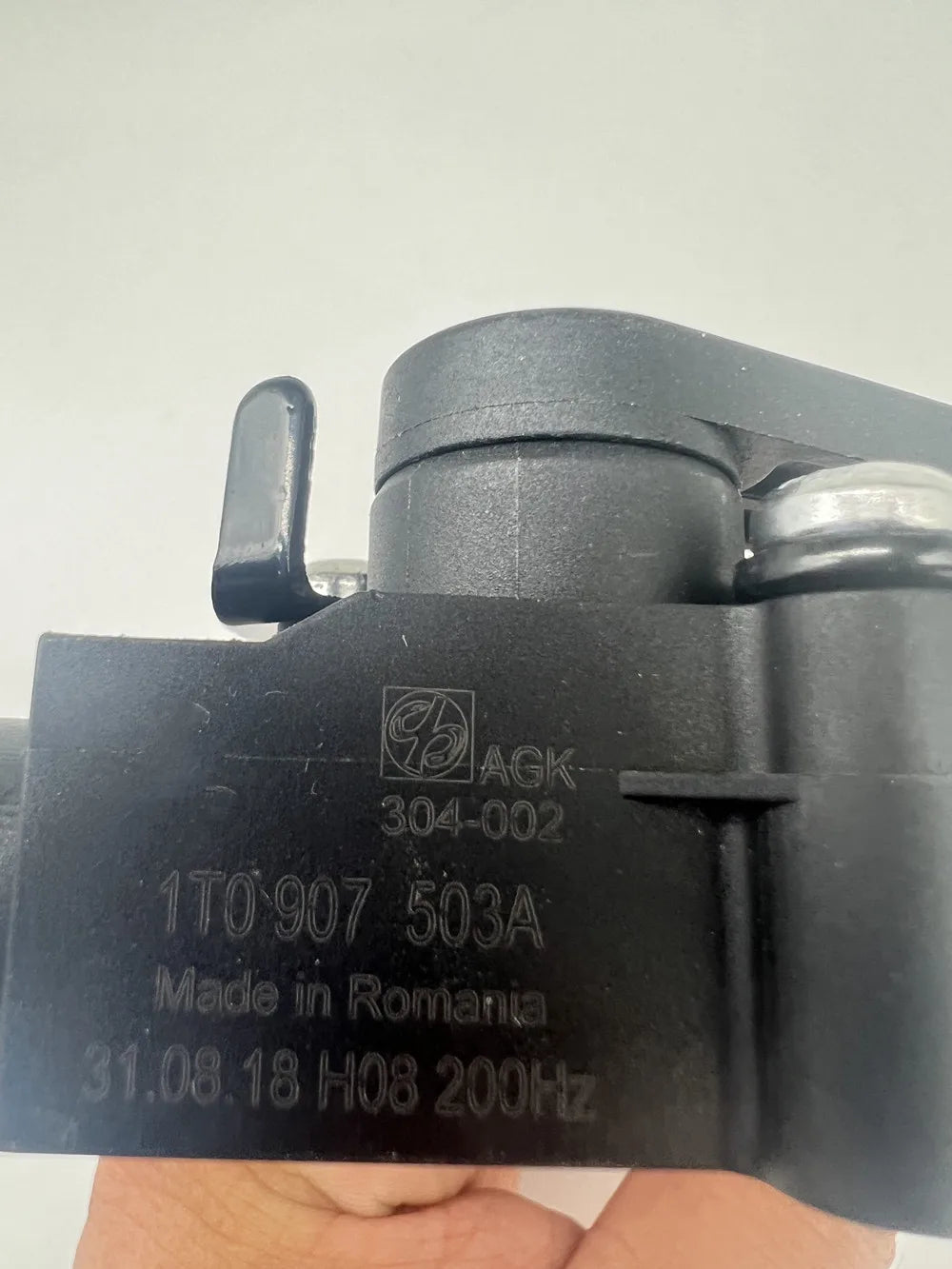 Brand New Genuine 8K0941309F 8K0941309E OEM Rear Left Height Level Sensor for Audi A5/S5 8T Cabriolet 10 - 17 A4/S4 (B8 8K)
