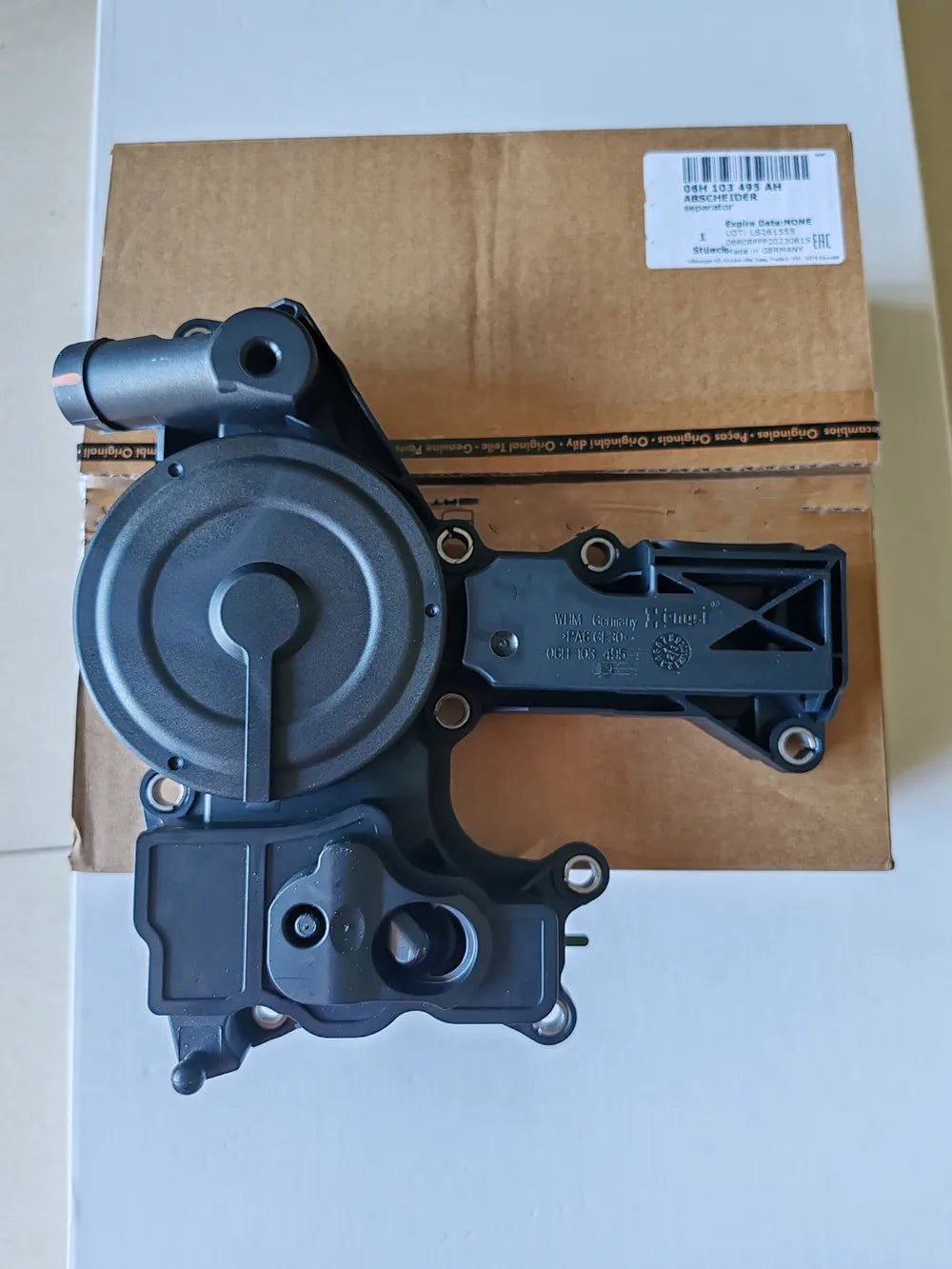 Made In Germany OEM PCV Valve Cover Gasket Oil Separator 06H103495AH 06H103495E for Audi A3 A4 A5 VW Jetta Tiguan CCTA CBFA 2.0T