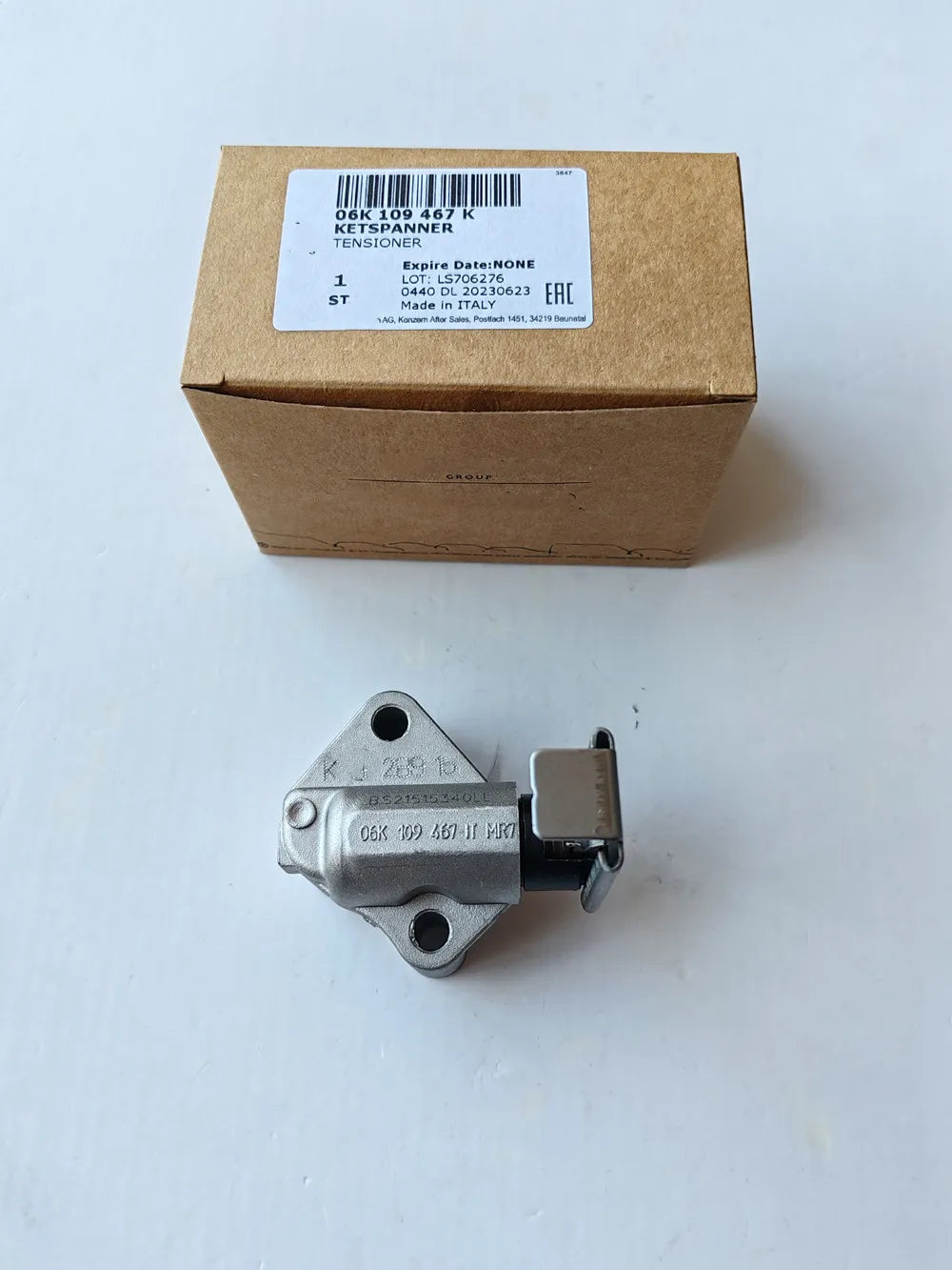 Genuine 06K109467 Timing Chain Tensioner OEM For Audi A3 A4 Q5 TT VW GTI Tiguan CC 1.8t 2.0t 06H109467N, 06H109467T, 06K109467Q