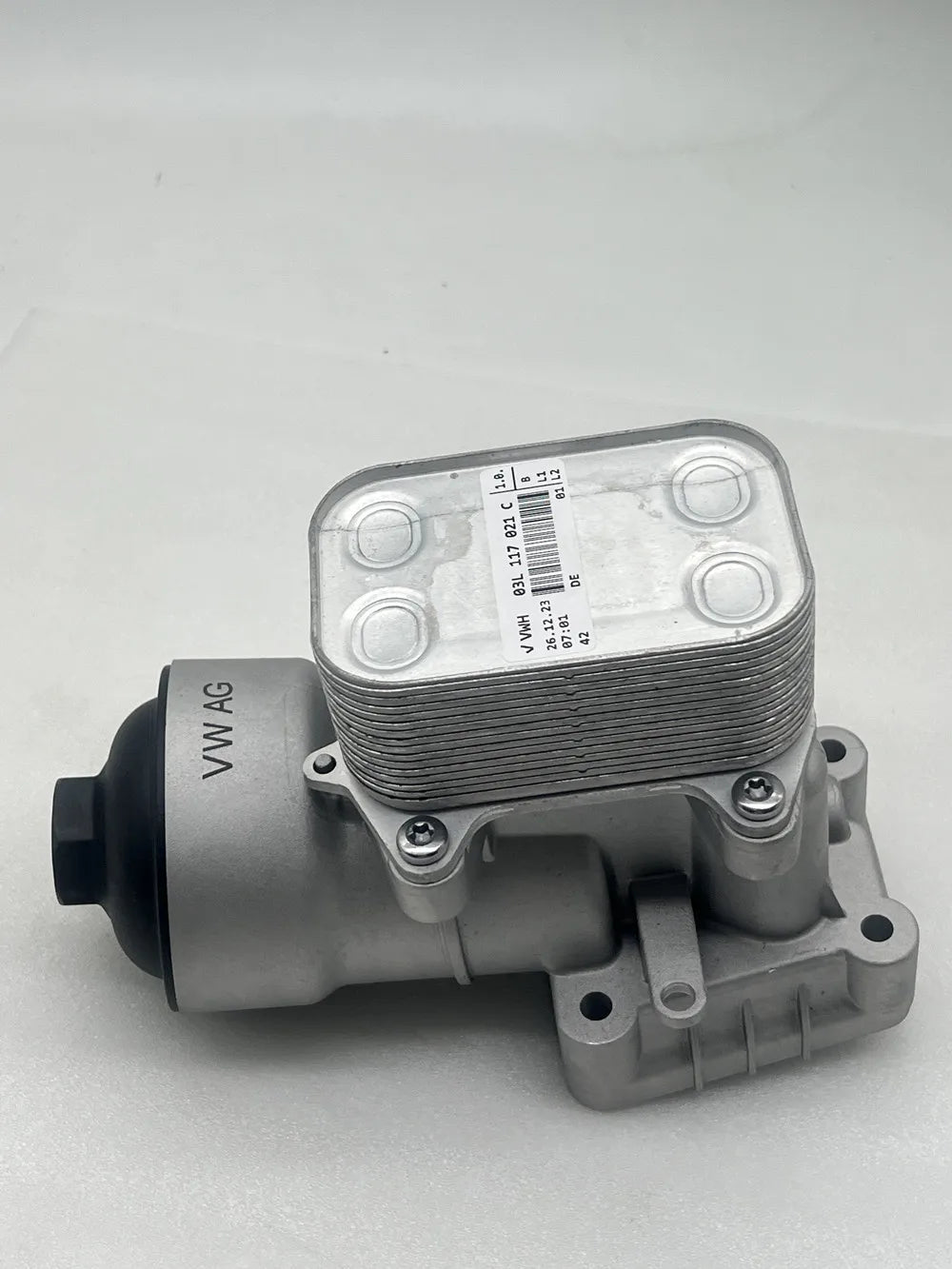 OEM 03L115389C / 03L115389B / 03L115389H Aluminum Engine Oil Filter Housing for Volkswagen Passat 2012 2013-2014 L4 2.0L Turbo