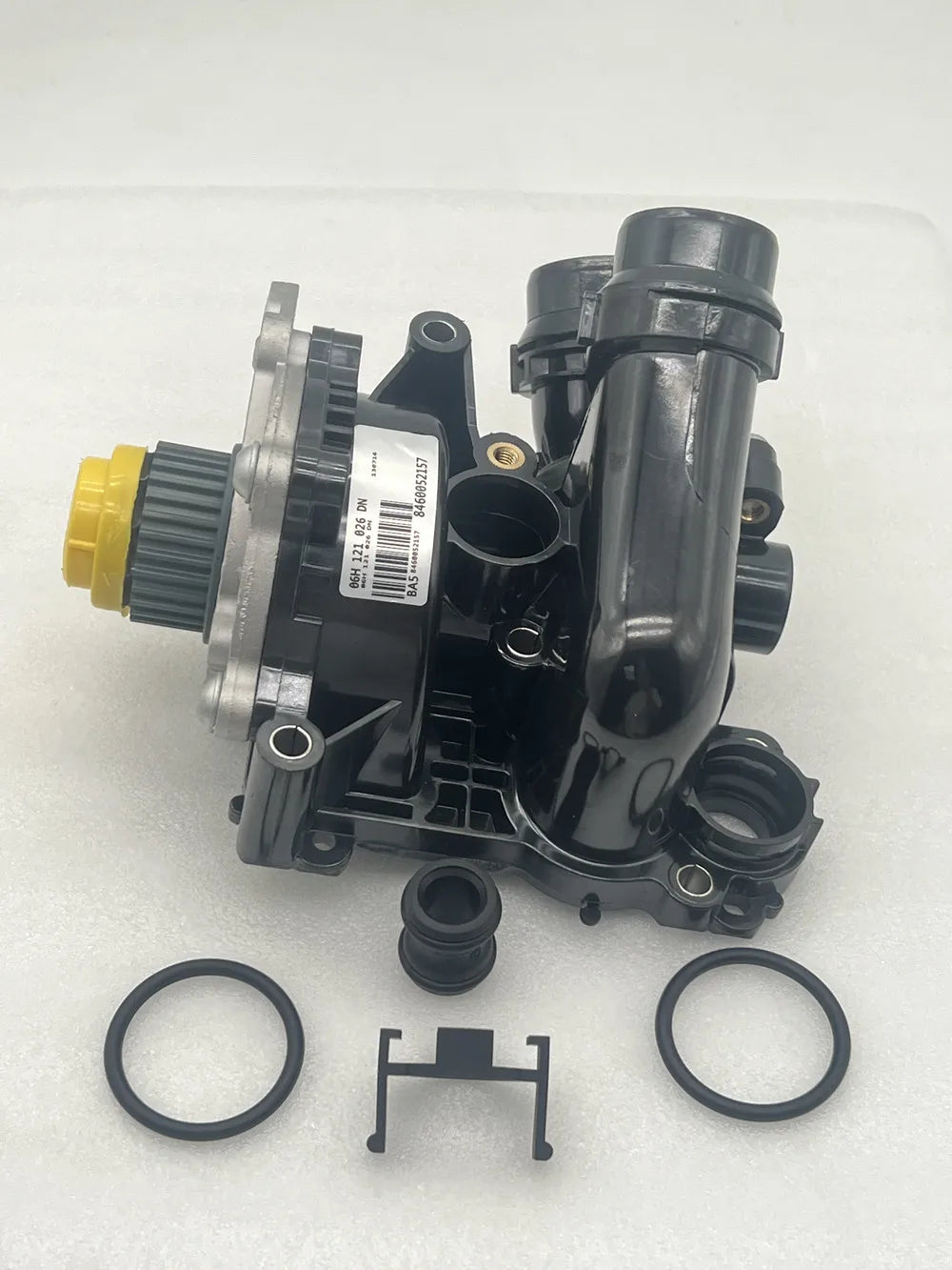 OEM Metal Water Pump Thermostat Assembly for Audi A4 Q3 Q5 VW Passat GTI Tiguan Jetta MK5 MK6 1.8 2.0 CCZ CDN