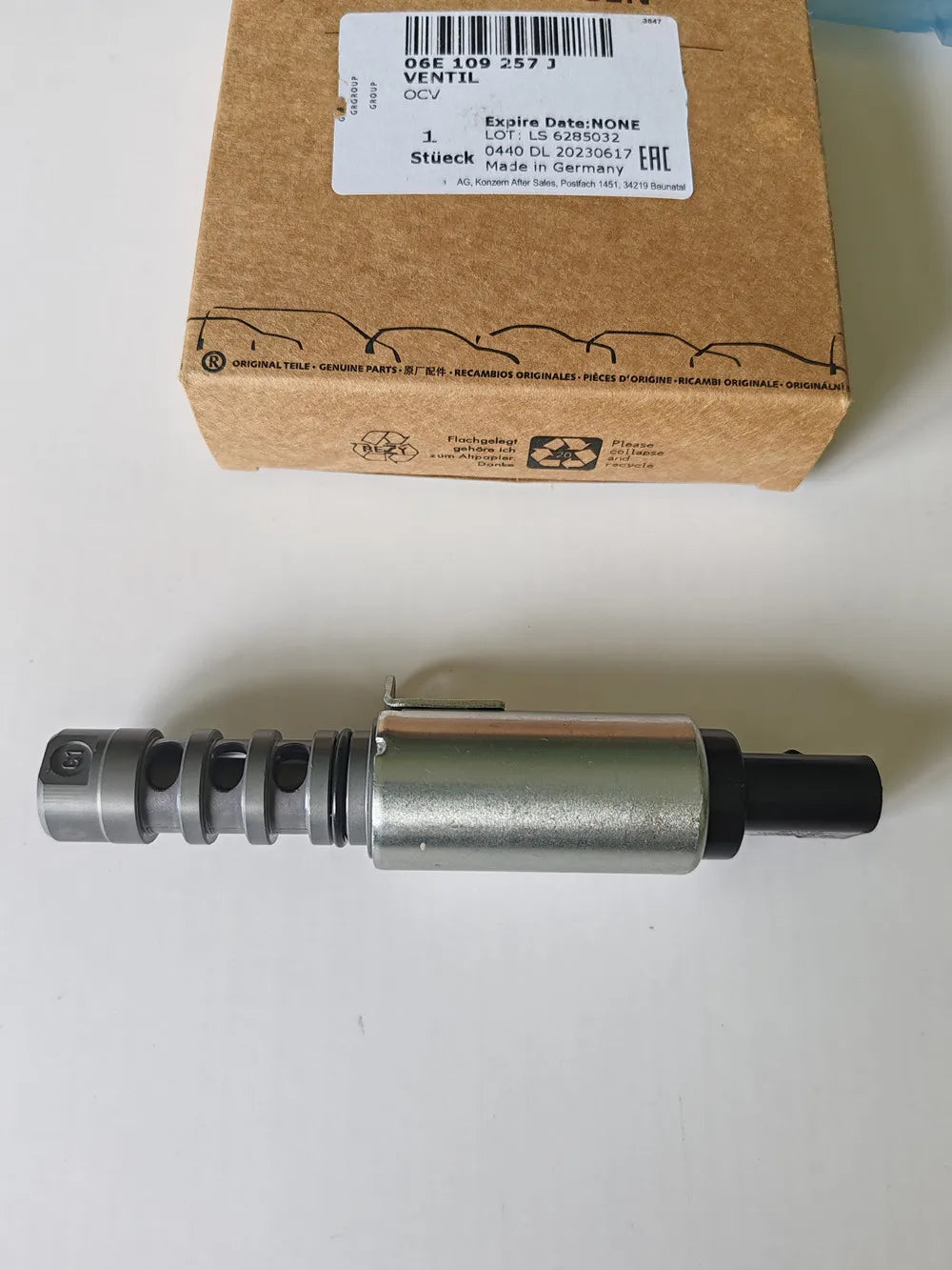 Genuine New OEM 06E109257F / 06E109257P / 06E109257J for Audi Volkswagen VW Camshaft Variable Valve Timing-Control Solenoid
