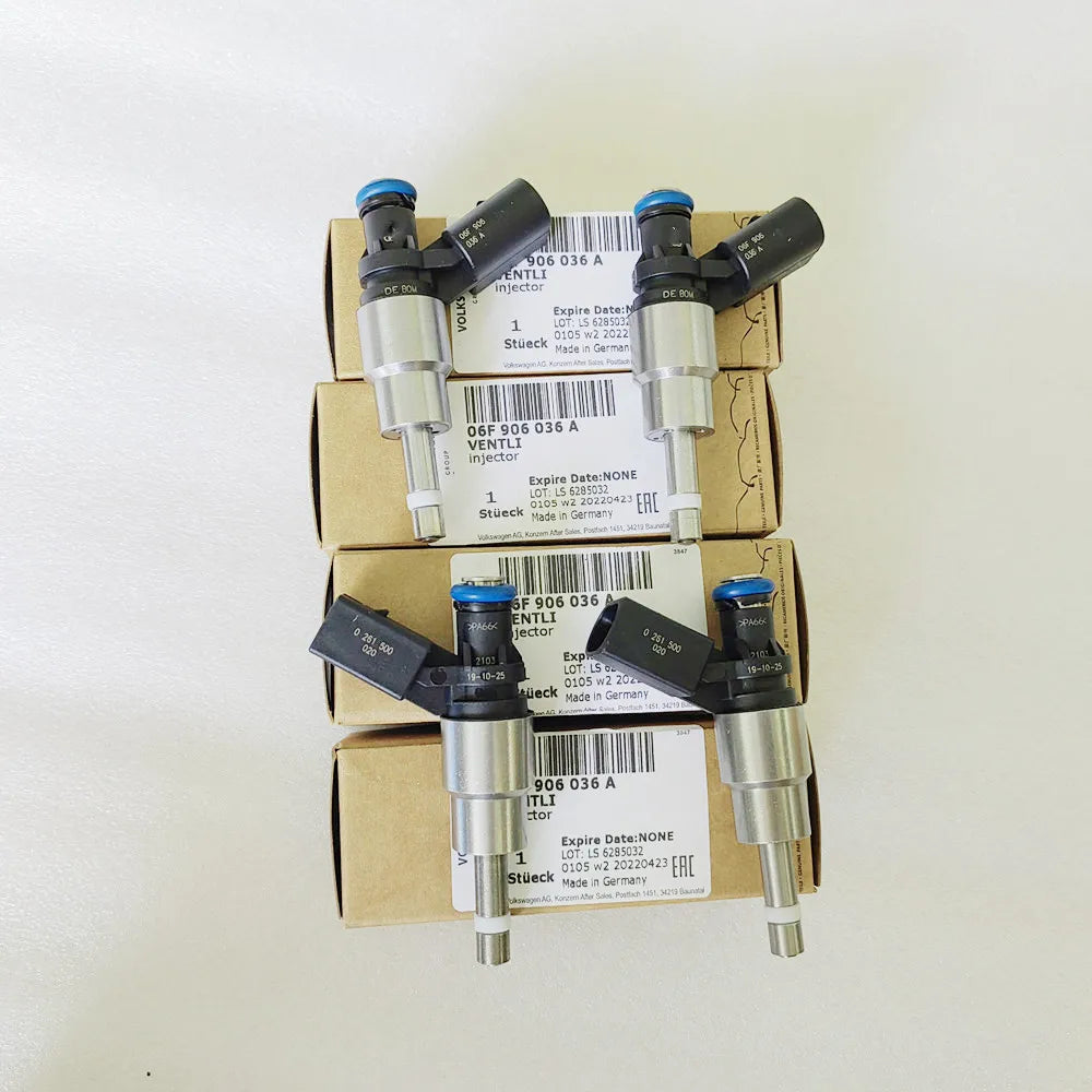 4Pcs OEM Auto Fuel Injectors For 2005-2009 Audi A3 A4 TT 2.0L Engine BPY For VW GTI EOS Jetta 06F906036A 0261500020 0261500021