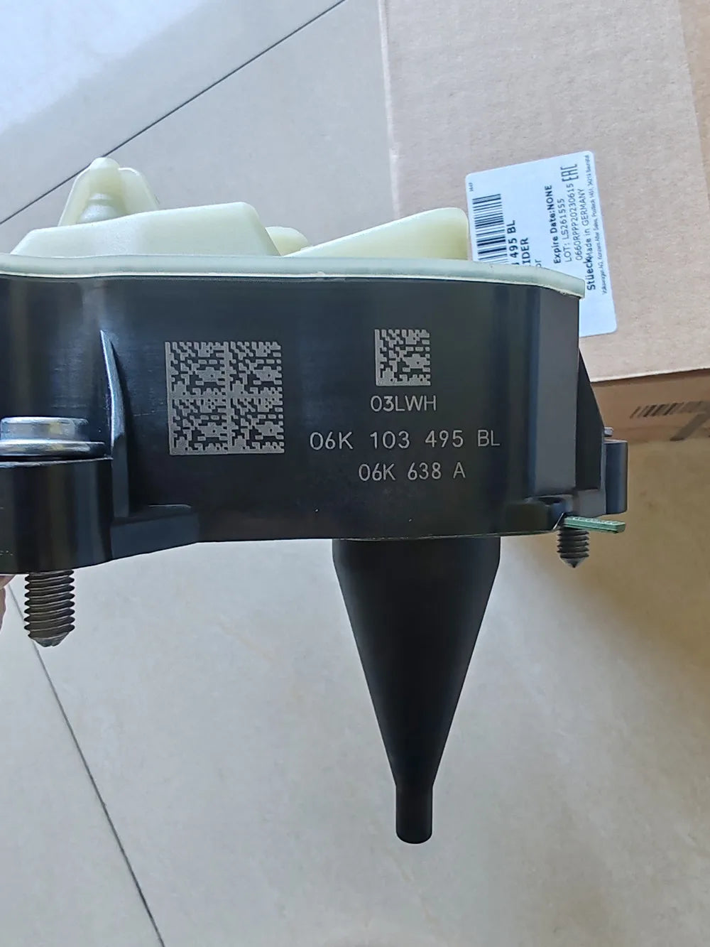 Genuine 06K103495AF 06K103495AS 06K103495BL OEM Oil Separator PVC Valve for Audi VW 1.8T 2.0T 06K103495C 06K103495J 06K103495R