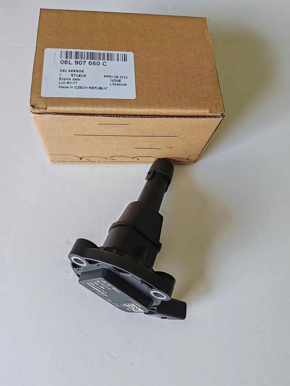 100% New OEM Oil Level Sensor 03F907660C 06L907660C for Audi A3 A4 A5 A6 Q5 TT VW Jetta Golf Tiguan 2.0T 1.8T