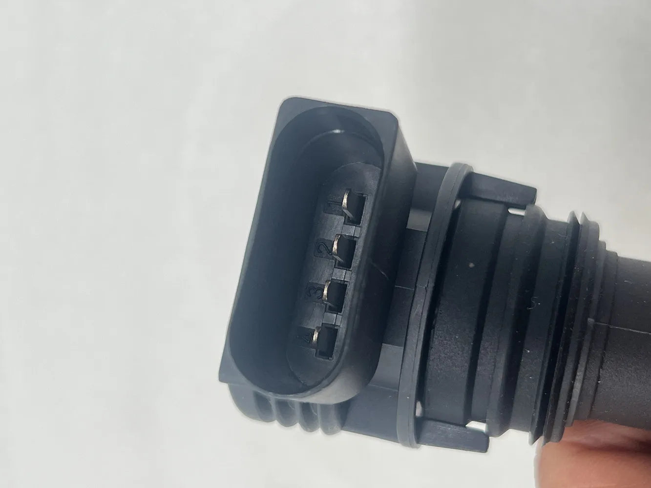 GENUINE NEW OEM Ignition Coil 0221604115 06H905115A 06H905115B 06D905115D 06E905115 06E905115D 07K905715C 07K905715F